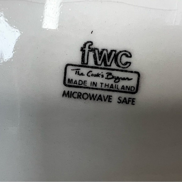 Vintage Hen Ceramic Hand Painted Pitcher FWC Made In Thailand - Picture 7 of 15